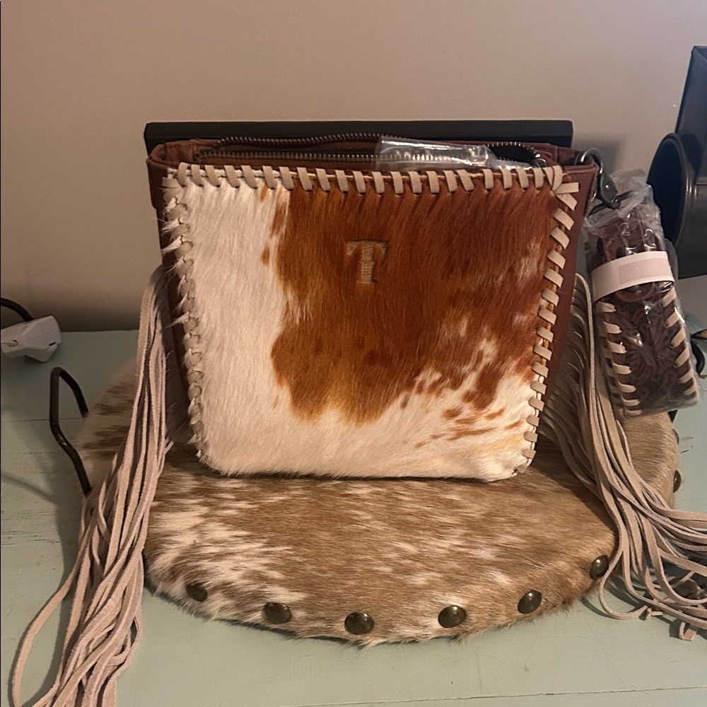 NWT Trinity Ranch Fringe Cowhide Crossbody Bag - Brown & White